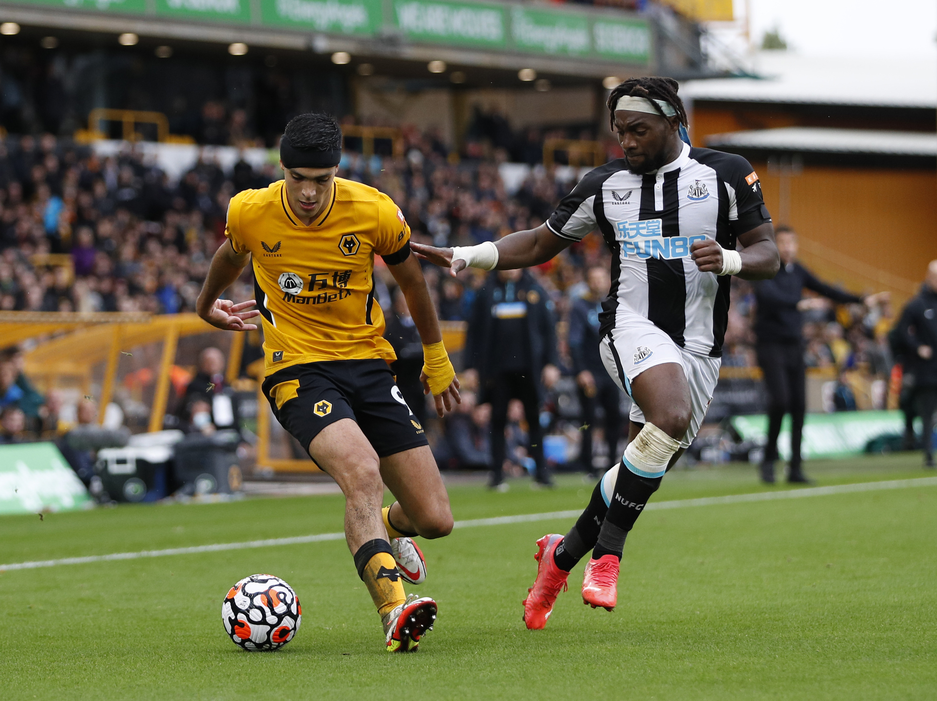 这一差距不 这一差距不