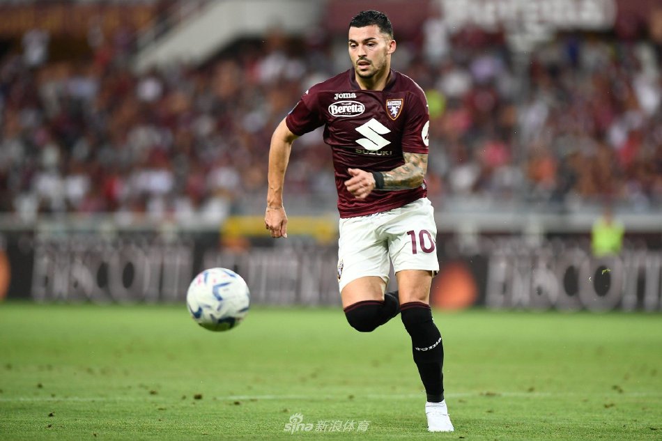 更偏新闻报 更偏新闻报