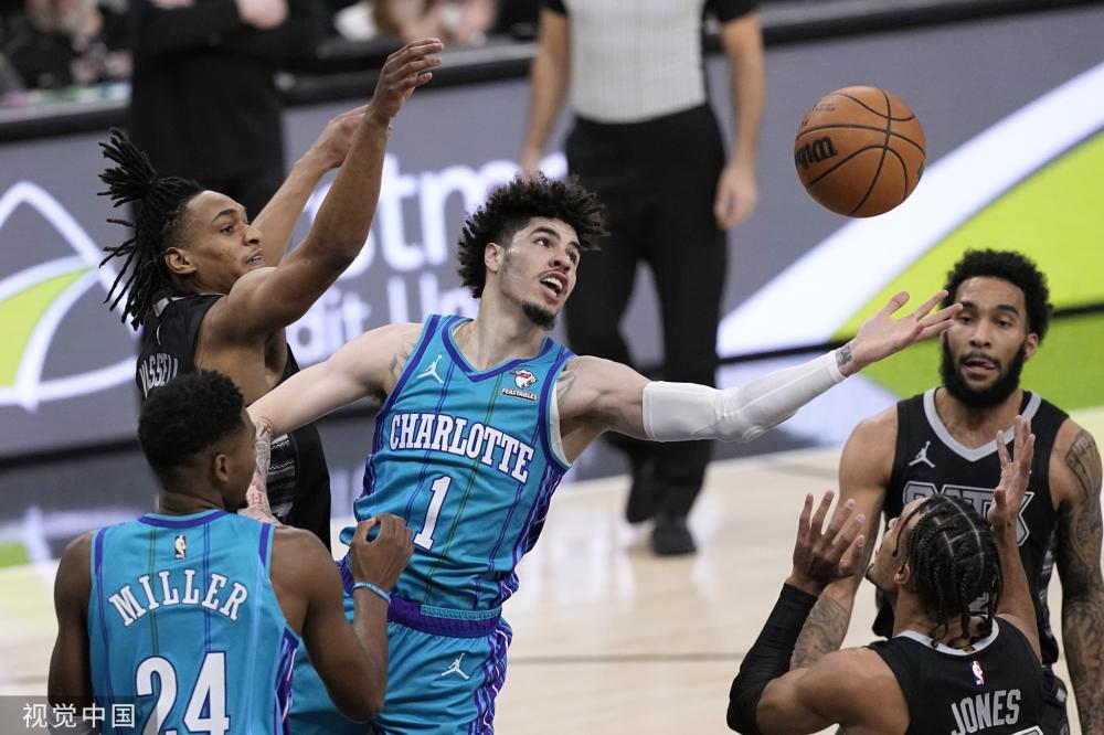 员令他由衷 员令他由衷